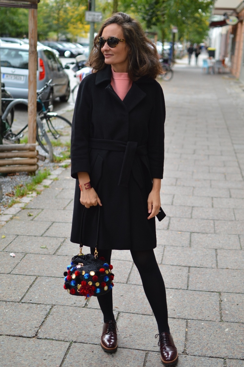Max and Co black coat Street style Berlin